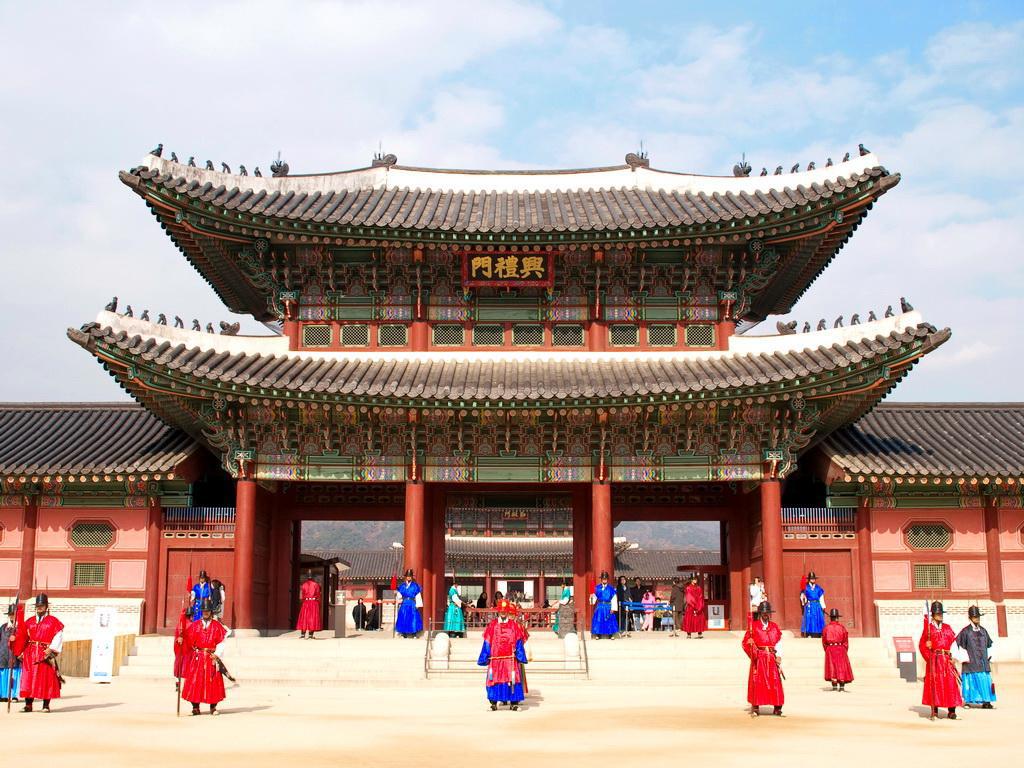 Ngược dòng thời gian về triều đại Joseon với Gyeongbokgung