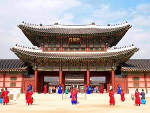 Ngược dòng thời gian về triều đại Joseon với Gyeongbokgung