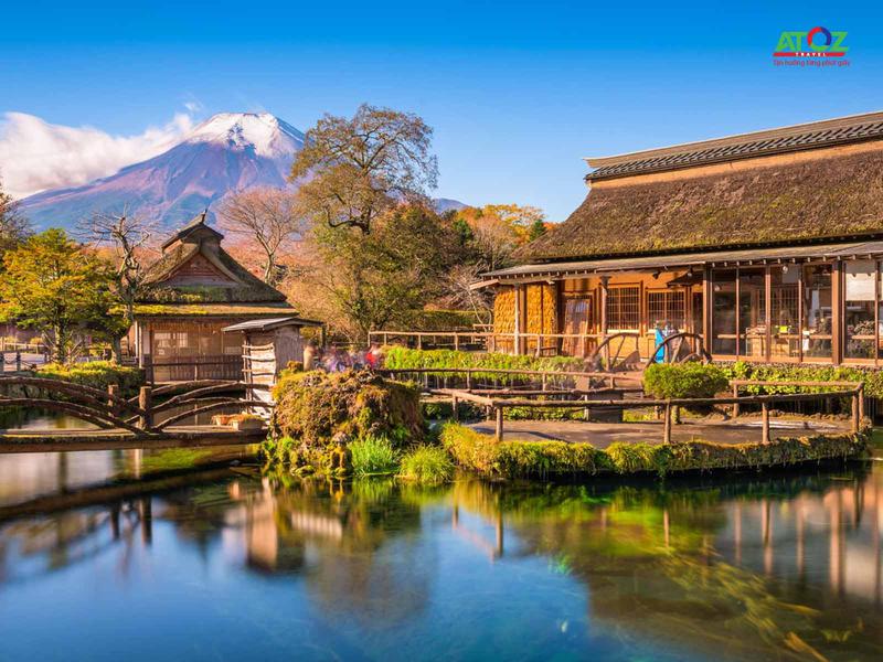 Ngôi làng hàng trăm năm tuổi sừng sững dưới chân núi Phú Sĩ