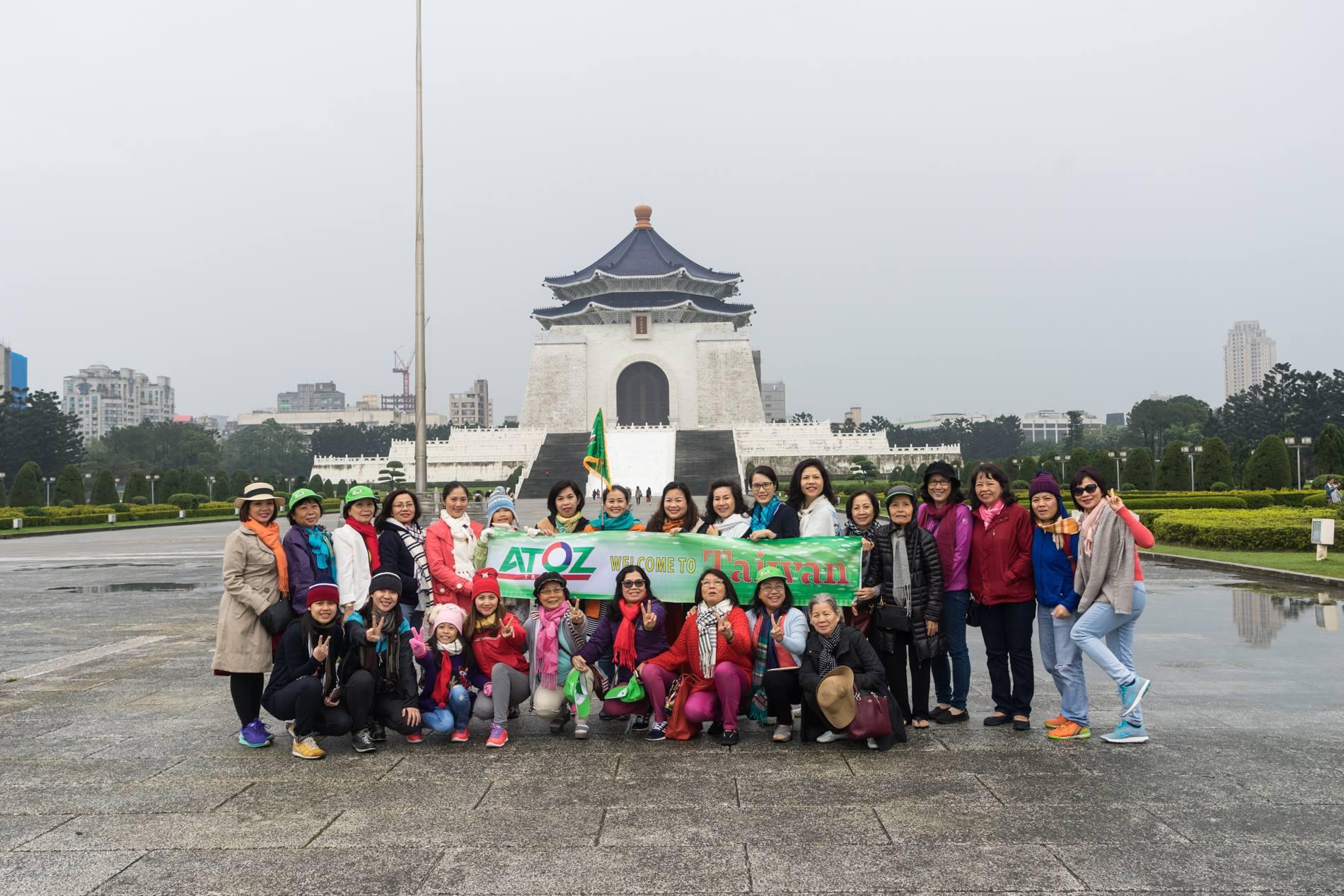 Đoàn tour Đài Loan ngày 24/4/2017