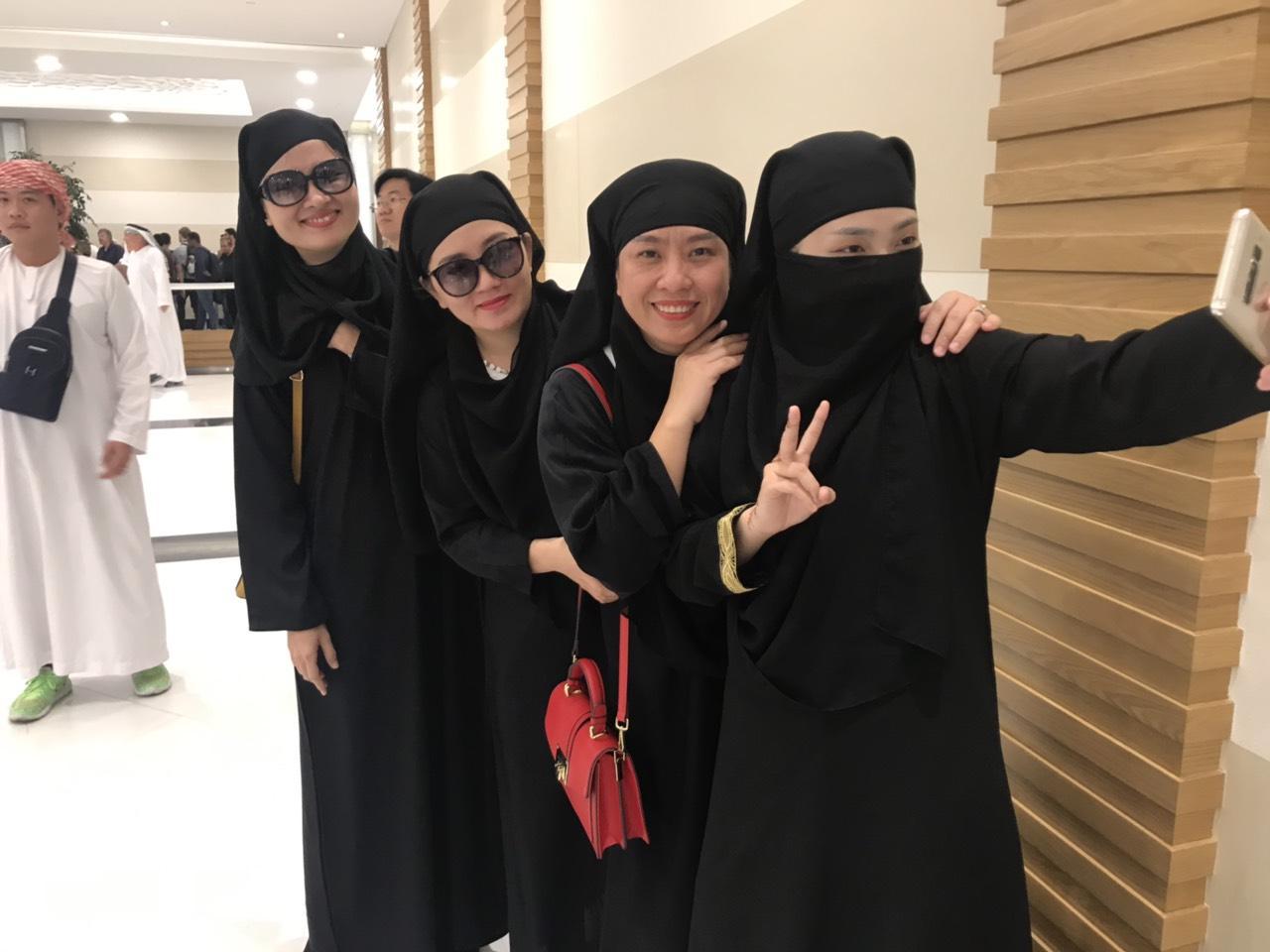 Đoàn Tour Brunei - Dubai - Dhabi 17/09/2019
