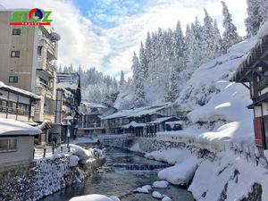 Trải nghiệm mùa đông cổ tích ở Ginzan Onsen Nhật Bản