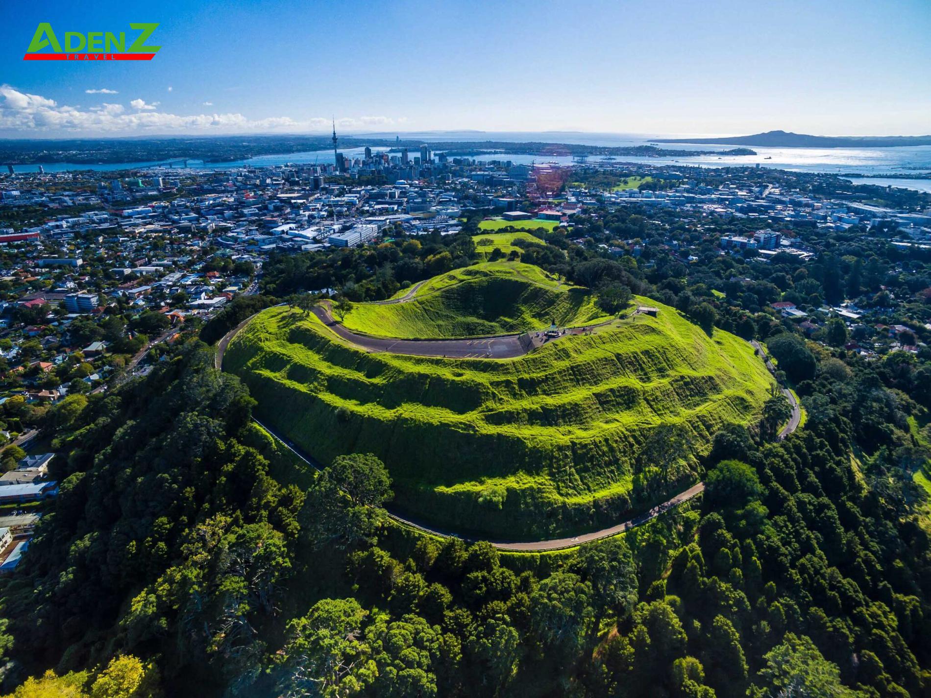 ĐÓN TẾT GIÁP THÌN 2024  TẠI NEW ZEALAND AUCKLAND – WAITOMO – ROTORUA  – HOBITTON