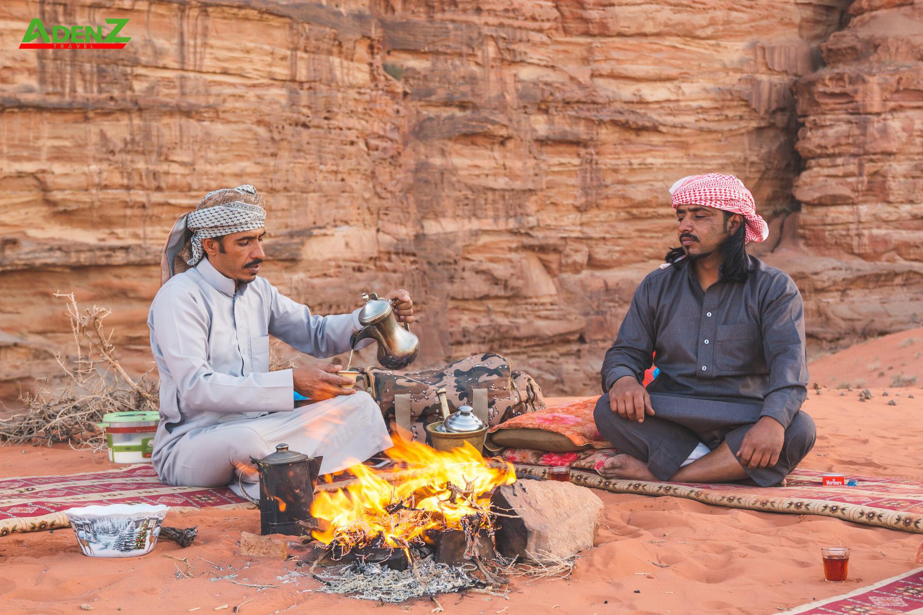 Người Bedouin sinh hoạt trên sa mạc Wadi Rum  Nguồn: wadirumdeserteyes.com