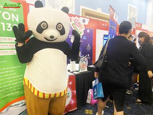 Mascot panda dễ thương - Biểu tượng của đất nước tỉ dân Trung Quốc