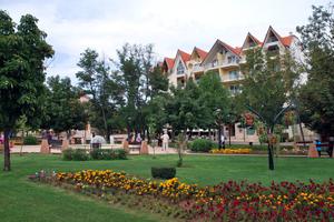TOUR DU LỊCH MA RỐC VÀ QATAR TUYẾN CASABLANCA – RABAT – TANGIER – TETOUAN – CHEFCHAOUEN – FES – IFRANE – BENI MELLAL – MARRAKECH – DOHA