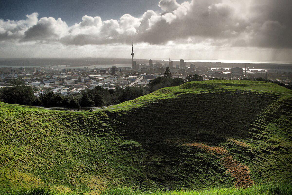 TOUR DU LỊCH NEW ZEALAND TUYẾN AUCKLAND - WAITOMO - TAUPO - ROTORUA - HOBITTON
