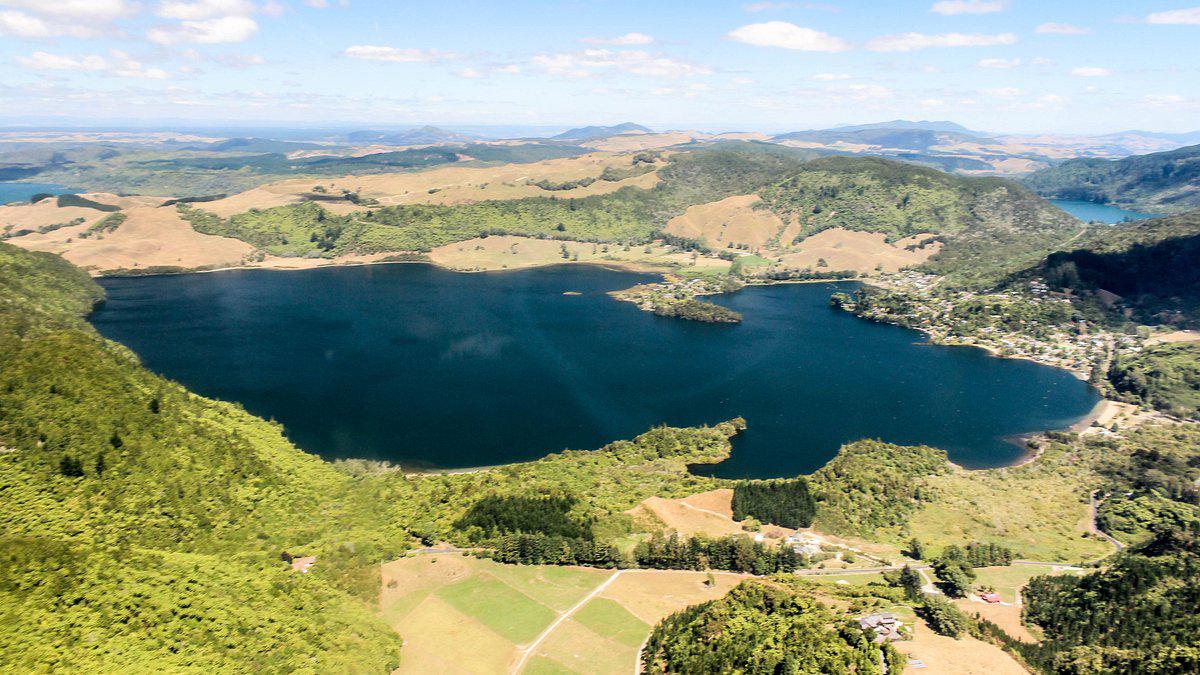 TOUR DU LỊCH NEW ZEALAND TUYẾN AUCKLAND - WAITOMO - TAUPO - ROTORUA - HOBITTON
