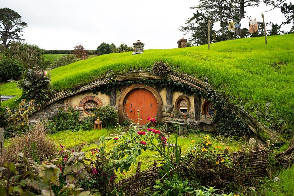 TOUR DU LỊCH NEW ZEALAND TUYẾN AUCKLAND - WAITOMO - TAUPO - ROTORUA - HOBITTON