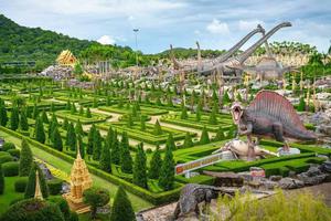 Khu vườn khủng long sống động