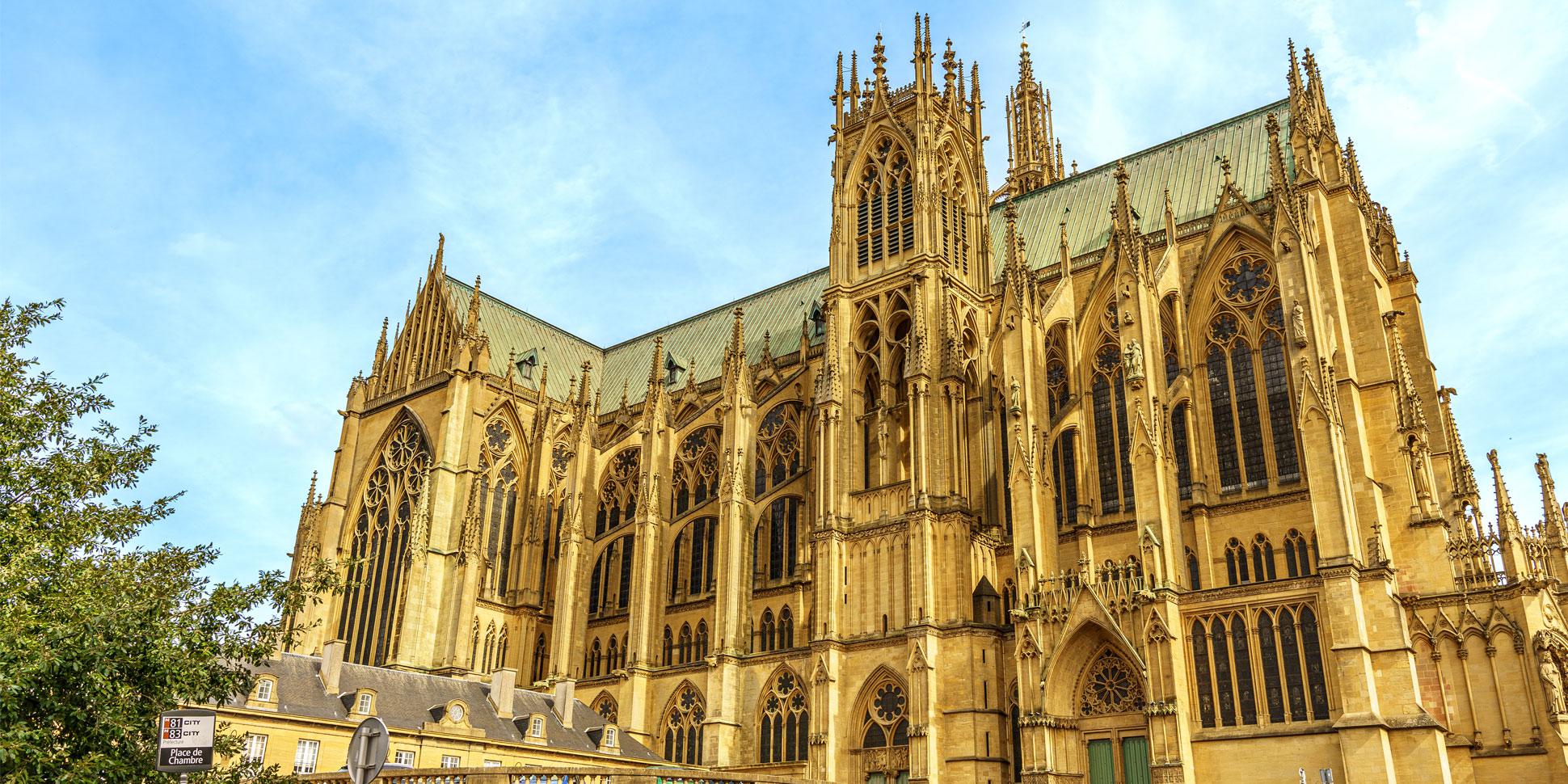 TOUR DU LỊCH CHÂU ÂU 4 NƯỚC PHÁP - Ý - THỤY SĨ - VATICAN