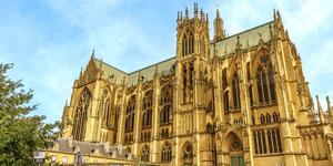 TOUR DU LỊCH CHÂU ÂU 4 NƯỚC PHÁP - Ý - THỤY SĨ - VATICAN