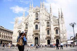 TOUR DU LỊCH CHÂU ÂU 4 NƯỚC PHÁP - Ý - THỤY SĨ - VATICAN