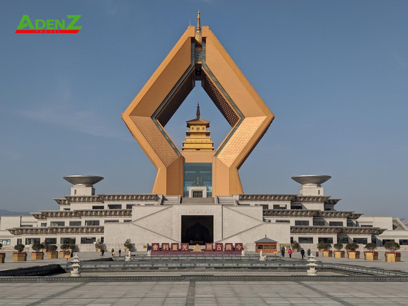 TOP 10 NGÔI CHÙA ĐẸP VÀ LINH THIÊNG NHẤT TRUNG QUỐC 